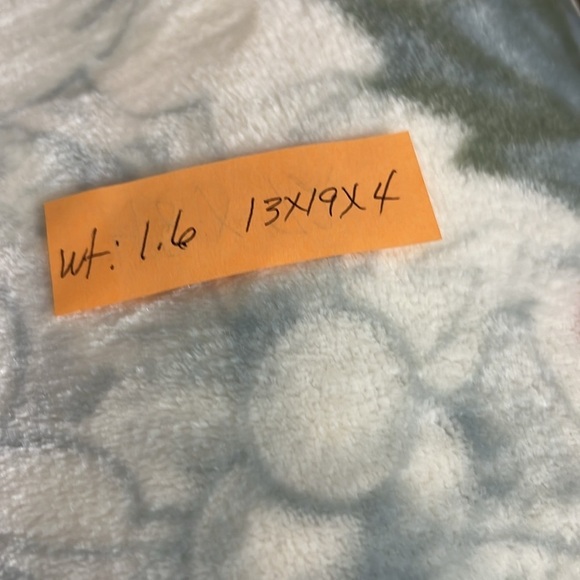 Farmhouse Holiday Soft Fleeced Throe Holly Deco Size 48 X72 - Picture 8 of 8